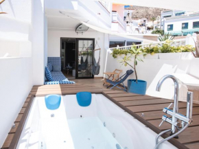 WOW APARTMENT WITH PRIVATE JACUZZI and 2 terraces in Los Christianos